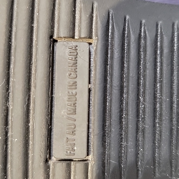 LA CANADIENNE SHANAH BOOTIES SIZE 7.5 M - Picture 5 of 11